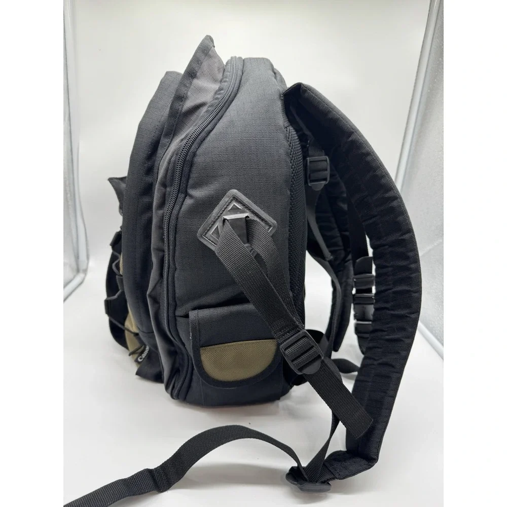 Canon Deluxe Photo Backpack 200EG Black Olive Green Camera Bag for DSLR Lenses